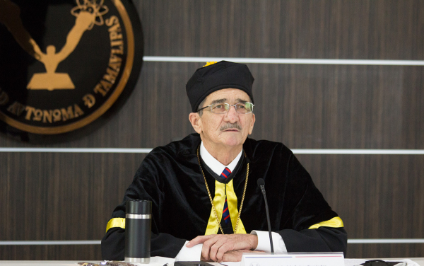 Entrega Rector reconocimientos al M&eacute;rito Universitario UAT 2020