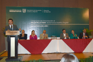 Reconoce Alcalde Mario L&oacute;pez a glorias  deportivas y a Deportistas del A&ntilde;o