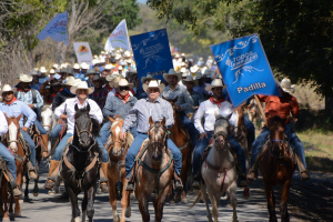Cabalgando con Todos por Tamaulipas en Padilla