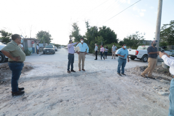 Supervisa Alcalde obras de pavimentaci&oacute;n por un monto superior a los 14.7 MDP