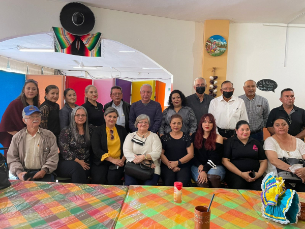 Expone H&eacute;ctor Garza proyecto en la CANACO de Valle Hermoso