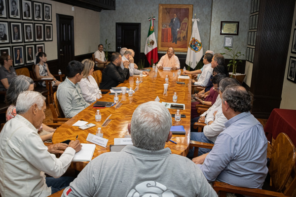 A no bajar la guardia exhorta Alcalde de Matamoros a funcionarios, con respecto a medidas preventivas por &ldquo;Beryl&rdquo;