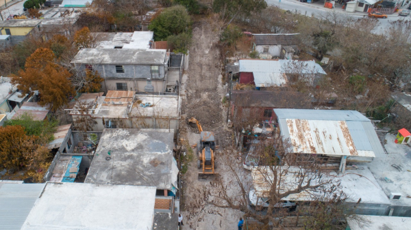 Inicia municipio rehabilitaci&oacute;n y pavimentaci&oacute;n de callejones de la Popular y la Balboa