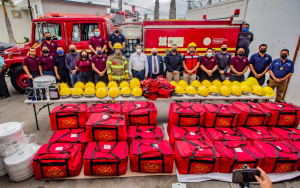 Entregan equipos de seguridad personal a elementos de Bomberos y Protecci&oacute;n Civil