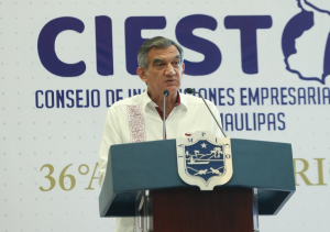 Reafirma gobernador apoyo a empresarios para atraer inversiones