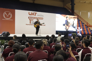 Queremos que nuestros estudiantes sean l&iacute;deres con un profundo sentido humanista: D&aacute;maso Anaya