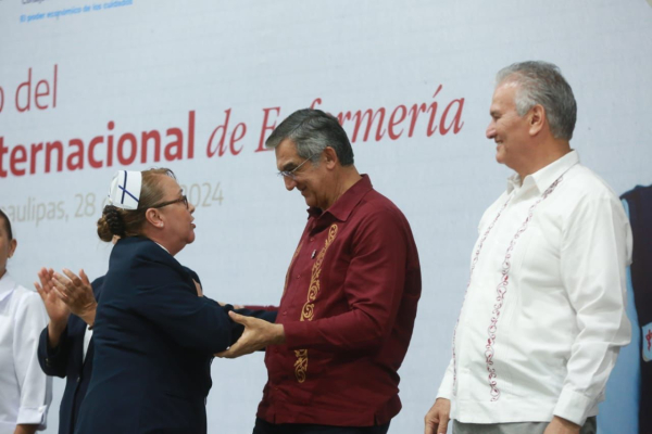 Reconoce Am&eacute;rico labor del personal de enfermer&iacute;a: es la profesi&oacute;n m&aacute;s humanista