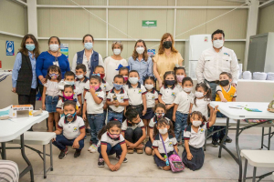 Reparte Estado y DIF m&aacute;s de 1 mill&oacute;n de apoyos alimentarios