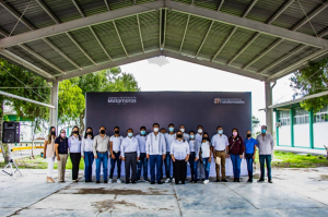 Entrega Alcalde Mario L&oacute;pez techumbre en el CBTA 274