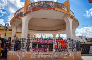 Siguen los trabajos de rehabilitaci&oacute;n en la zona peatonal