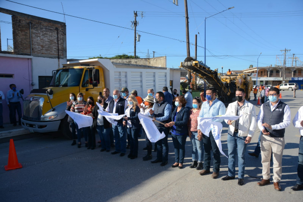 Arranca C&eacute;sar Ver&aacute;stegui rehabilitaci&oacute;n de vialidad en San Fernando