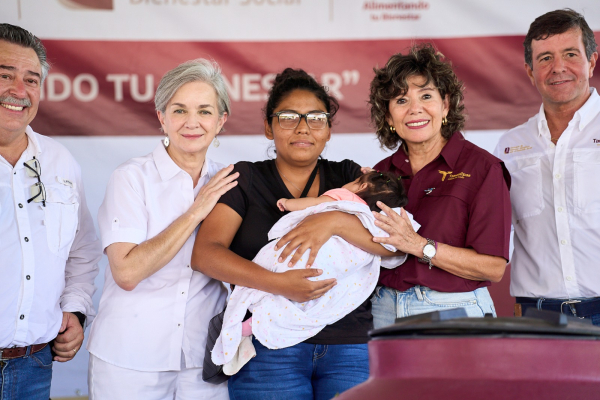 Respaldan DIF y SEBIEN afectados por tormenta Alberto