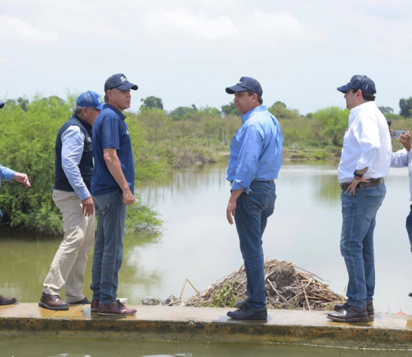 El Gobierno del Estado  destinar&aacute; recursos para la rehabilitaci&oacute;n del estero "El Camalote" en la Zona Sur