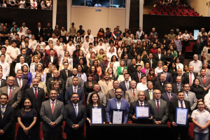 Hito hist&oacute;rico. La UAT alcanza el 100% de excelencia acad&eacute;mica: Rector D&aacute;maso Anaya