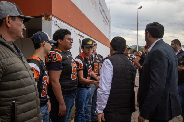 Ofrece D&aacute;maso Anaya total apoyo al deporte universitario