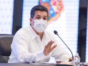 Cabeza de Vaca pide "cabeza" de Gatell; por mentiroso