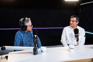 En "Di&aacute;logos con Am&eacute;rico", gobernador destaca avances tecnol&oacute;gicos en salud e infraestructura hospitalaria